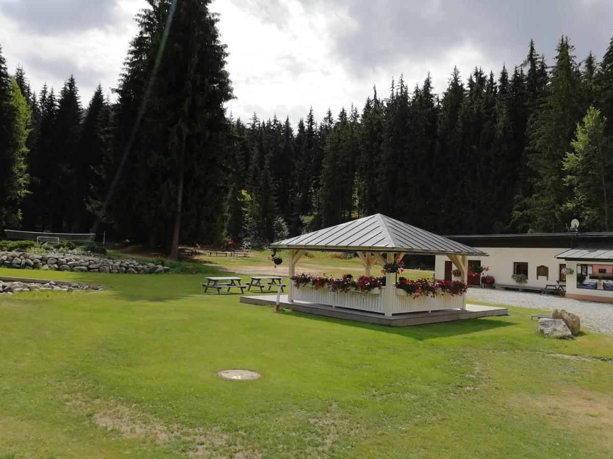 Penzion Bílá voda Harrachov Esterno foto